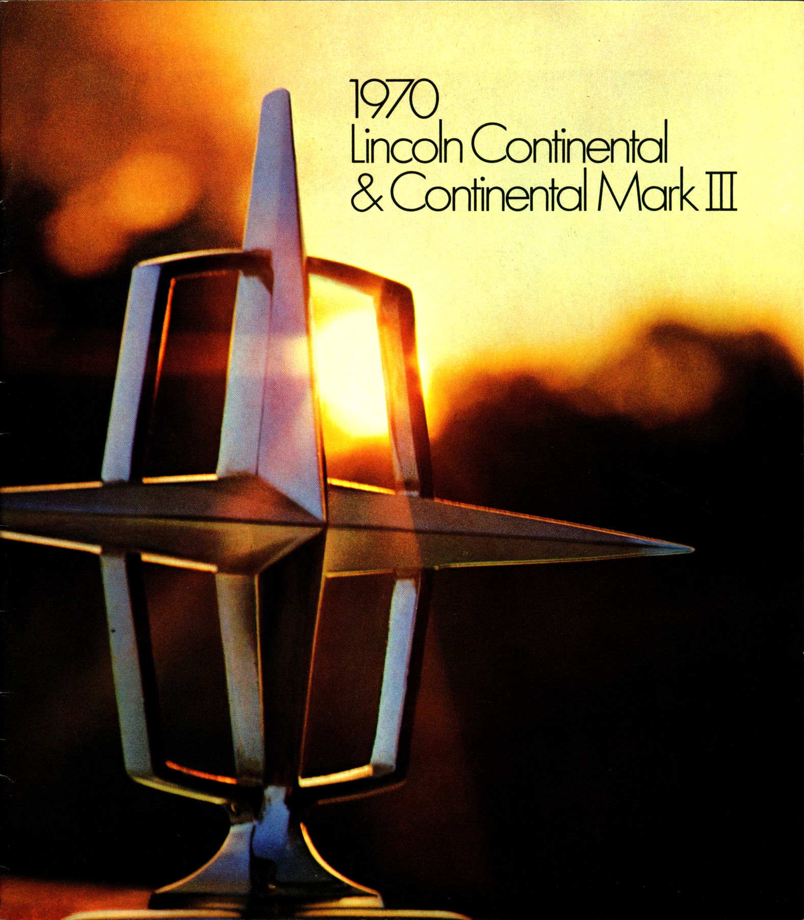 1970_Lincoln_Continental__Mk_III_Cdn-00