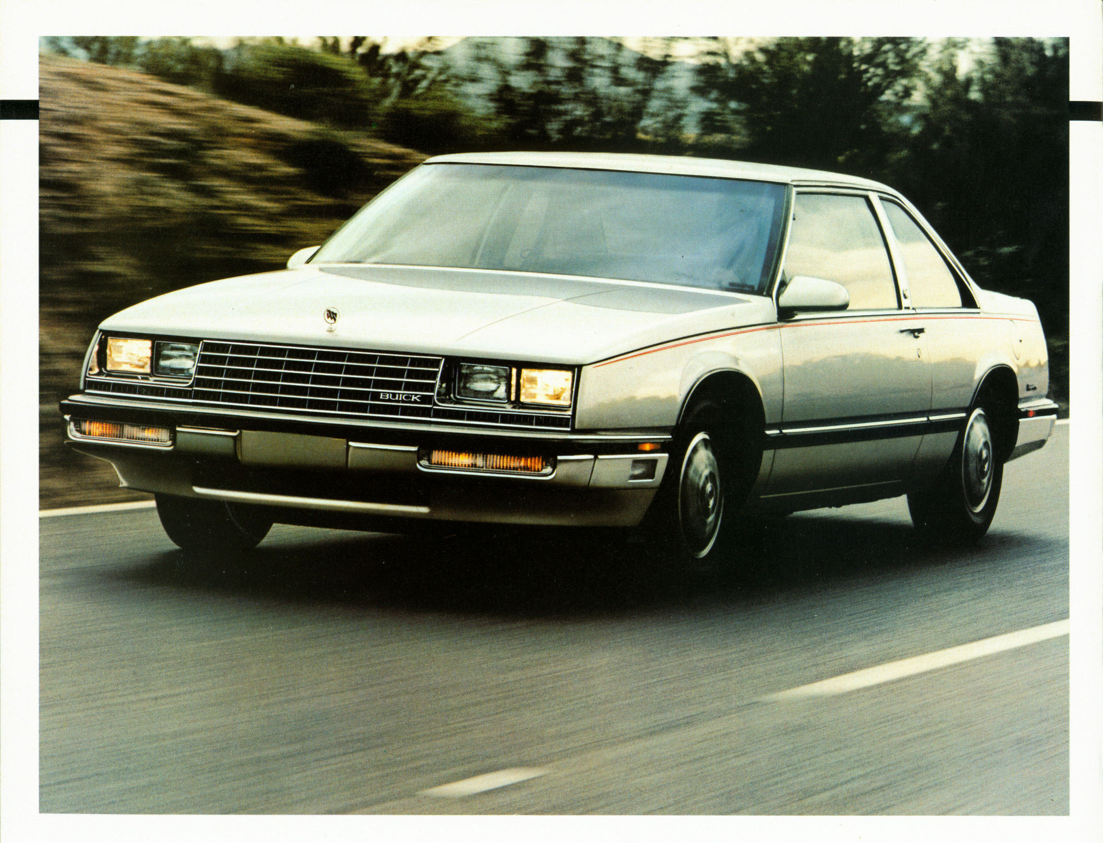 1986_Buick_LeSabre_Cdn-02