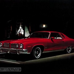 1975_Pontiac_LeMans_Cdn-02