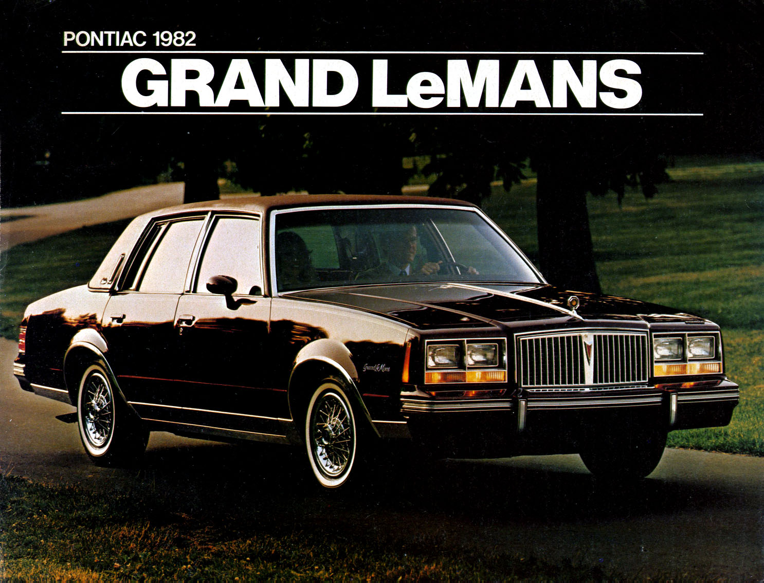 1982_Pontiac_Grand_LeMans-Cdn-01