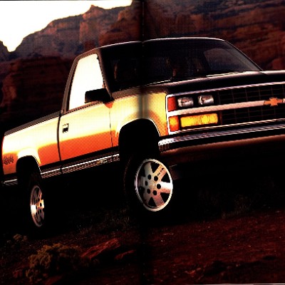 1988 Chevrolet Full Size Pickup Brochure 44-45