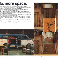 1977_Plymouth_Voyager-03