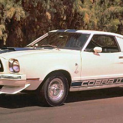 1977_Ford_Mustang