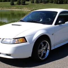 2000-Ford-Mustang