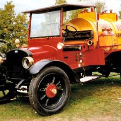 1919-Trucks-and-Vans