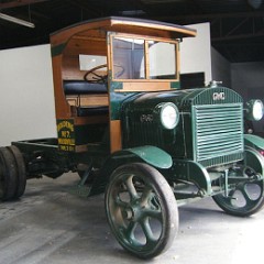 1923-Trucks-and-Vans