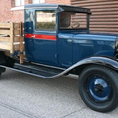 1929-Trucks-and-Vans