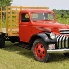 1941-Trucks-and-Vans