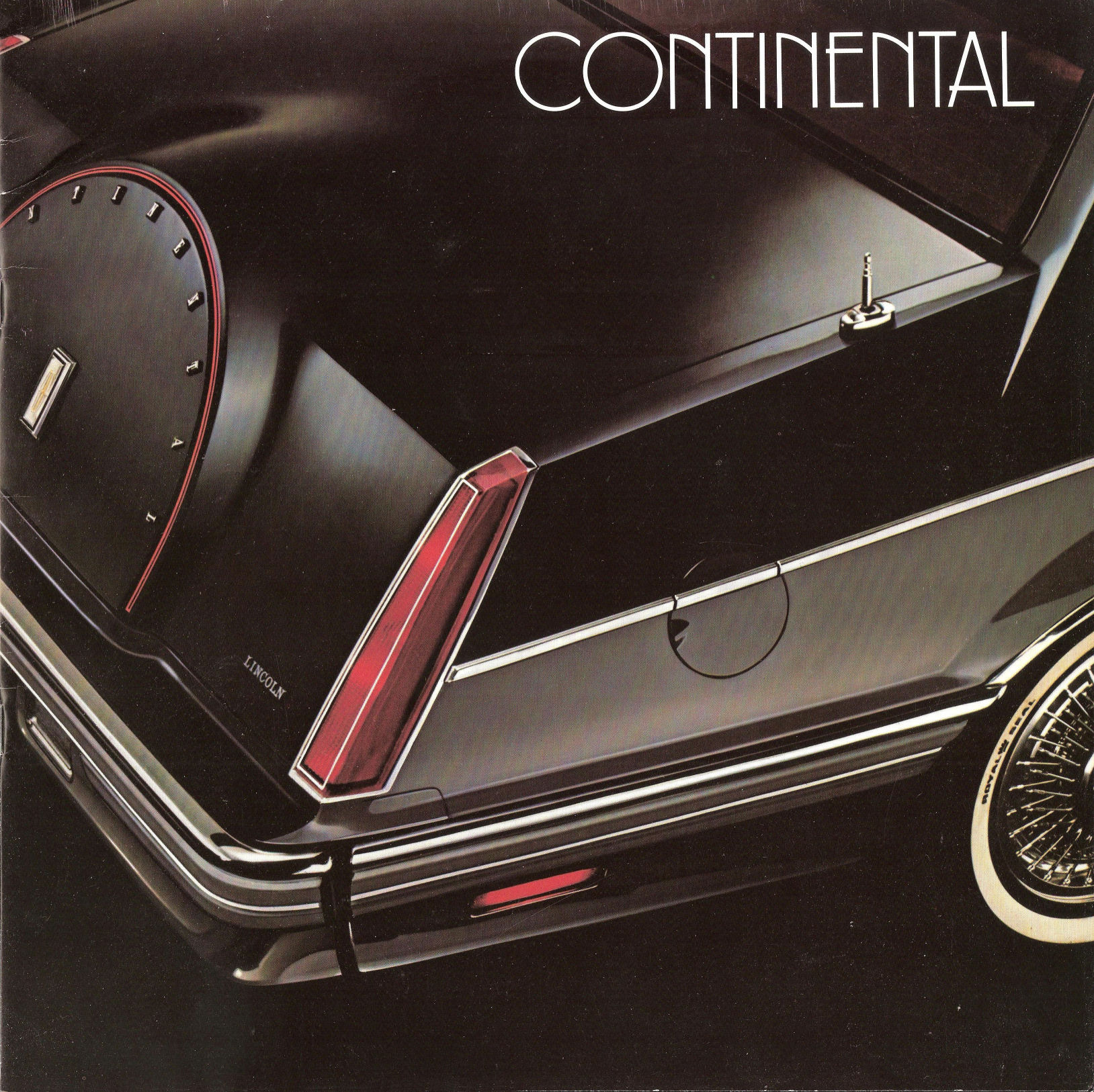1982_Lincoln_Continental_Rev-01