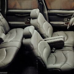 1995_Lincoln_Town_Car_Prestige-08-09