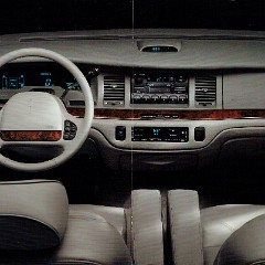 1995_Lincoln_Town_Car_Prestige-10-11