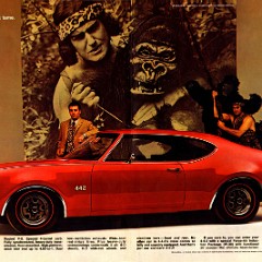 1969_Oldsmobile_Full_Line_Prestige-24-25