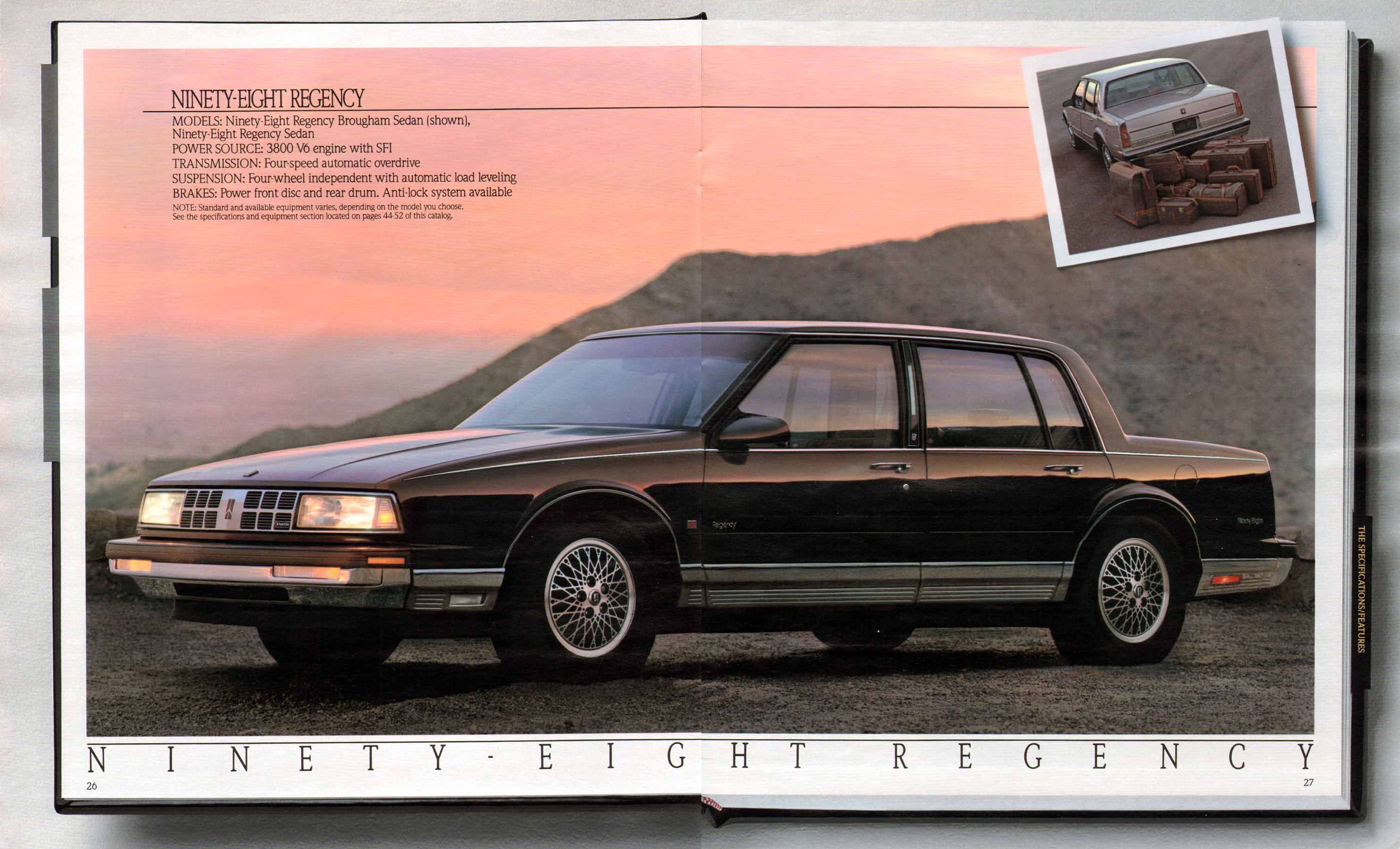 1989_Oldsmobile_Full_Size_Prestige-26-27