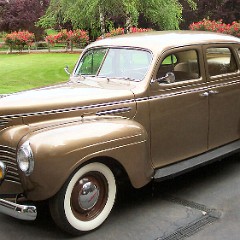 1940_Plymouth