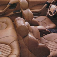 1994_Pontiac_Full_Line_Prestige-046-047