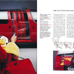 1994_Pontiac_Full_Line_Prestige-088-089