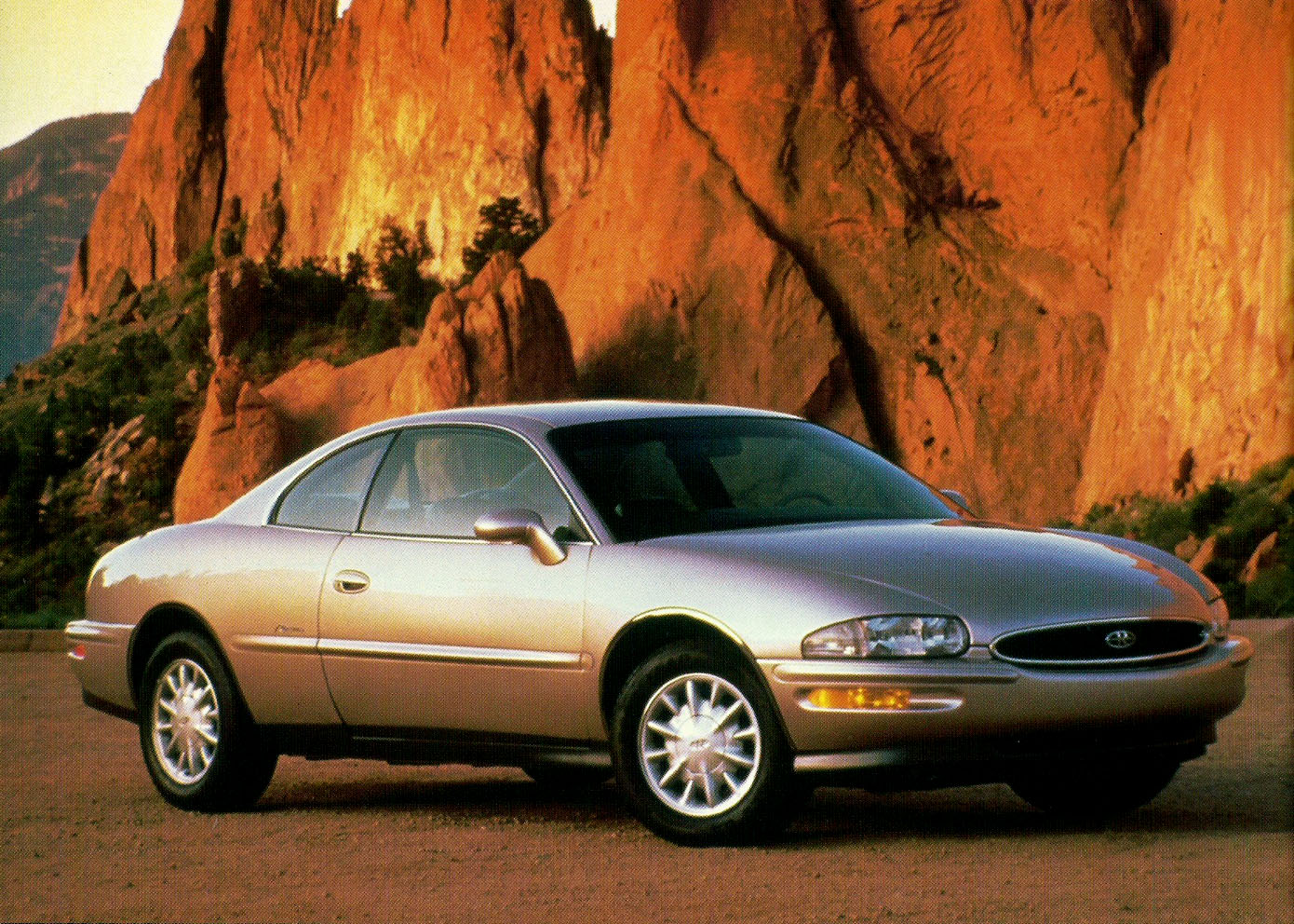 1999 Buick Riviera Silver Arrow-26