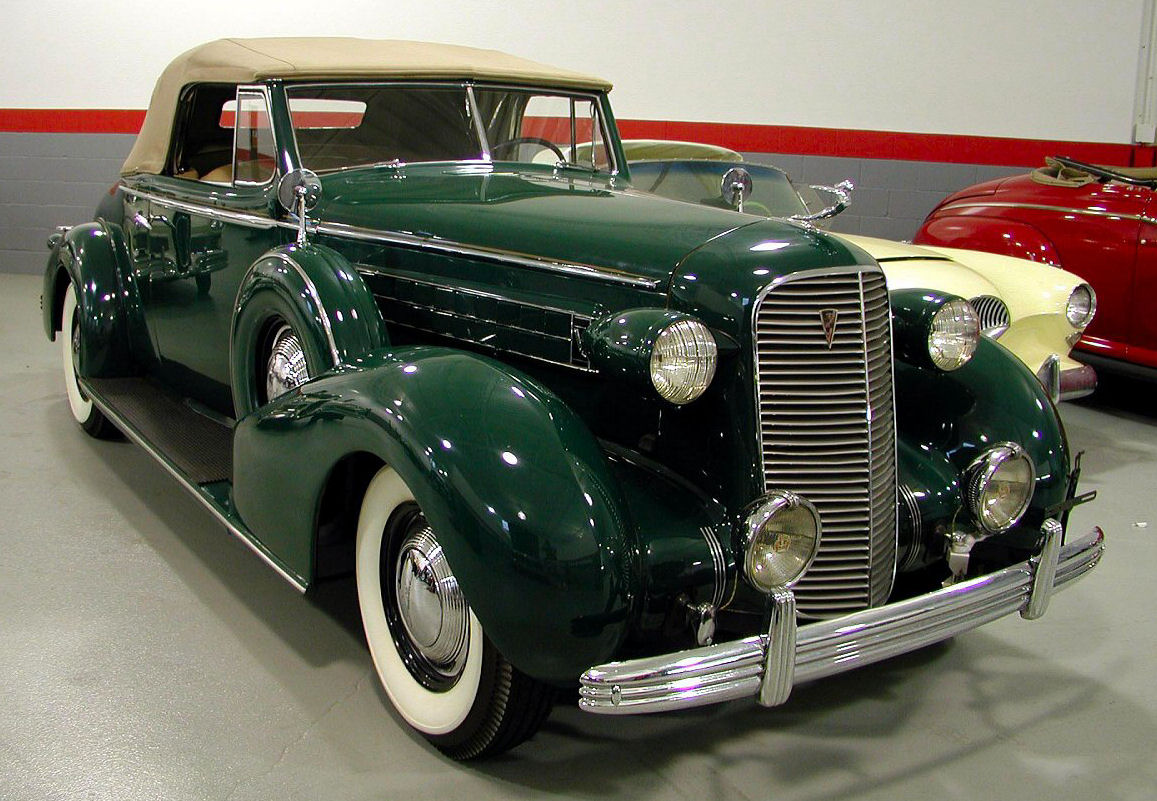 1936_Cadillac_-_LaSalle
