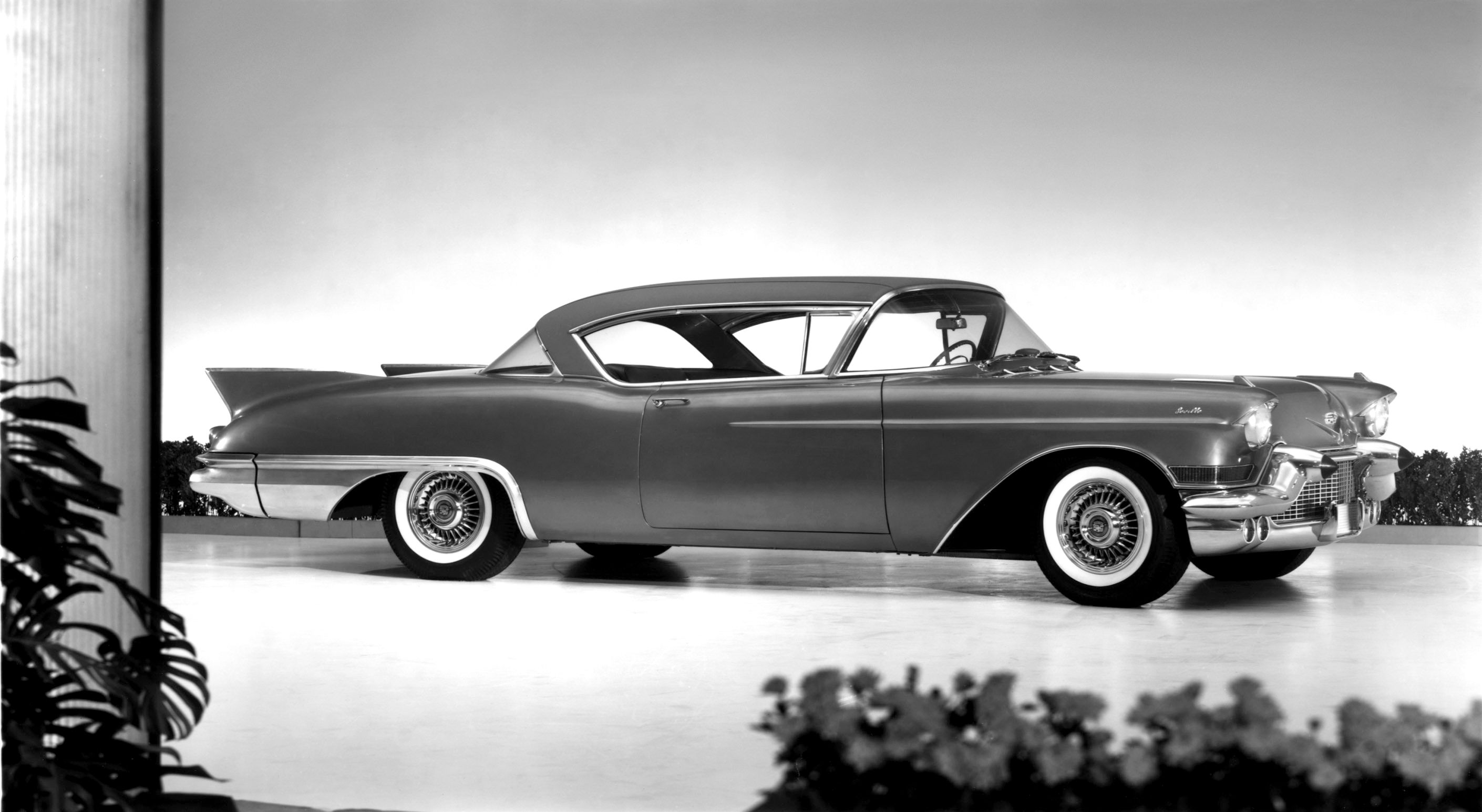 1957_Cadillac_Eldorado_Seville_001