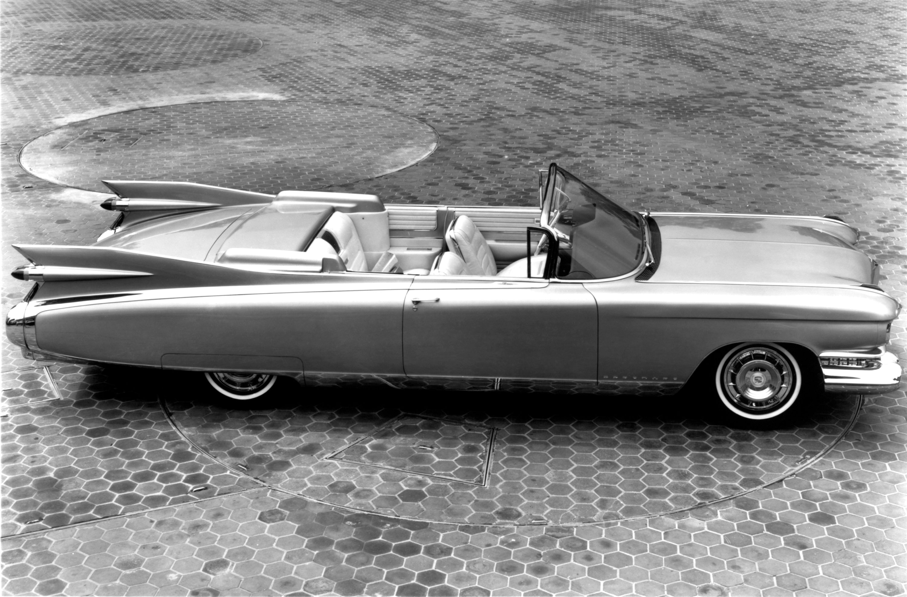 1959_Cadillac_Eldorado_Biarritz
