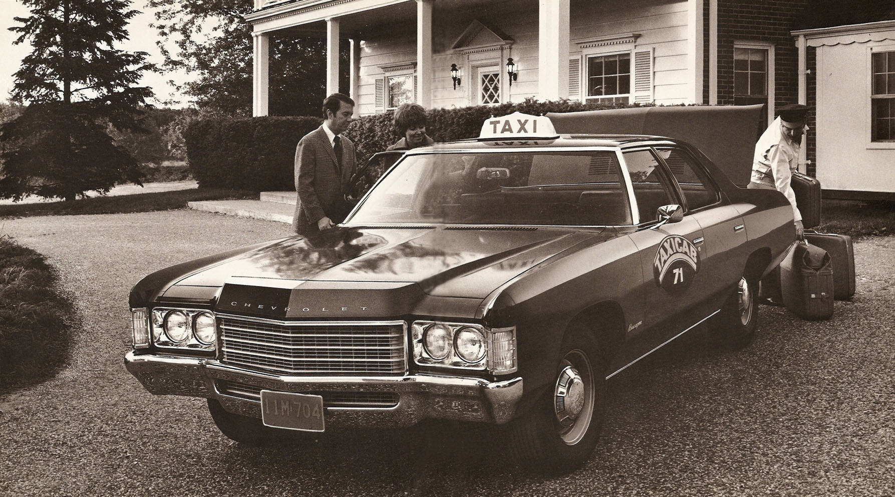 1971_Chevrolet_Taxi_Cab-04-05