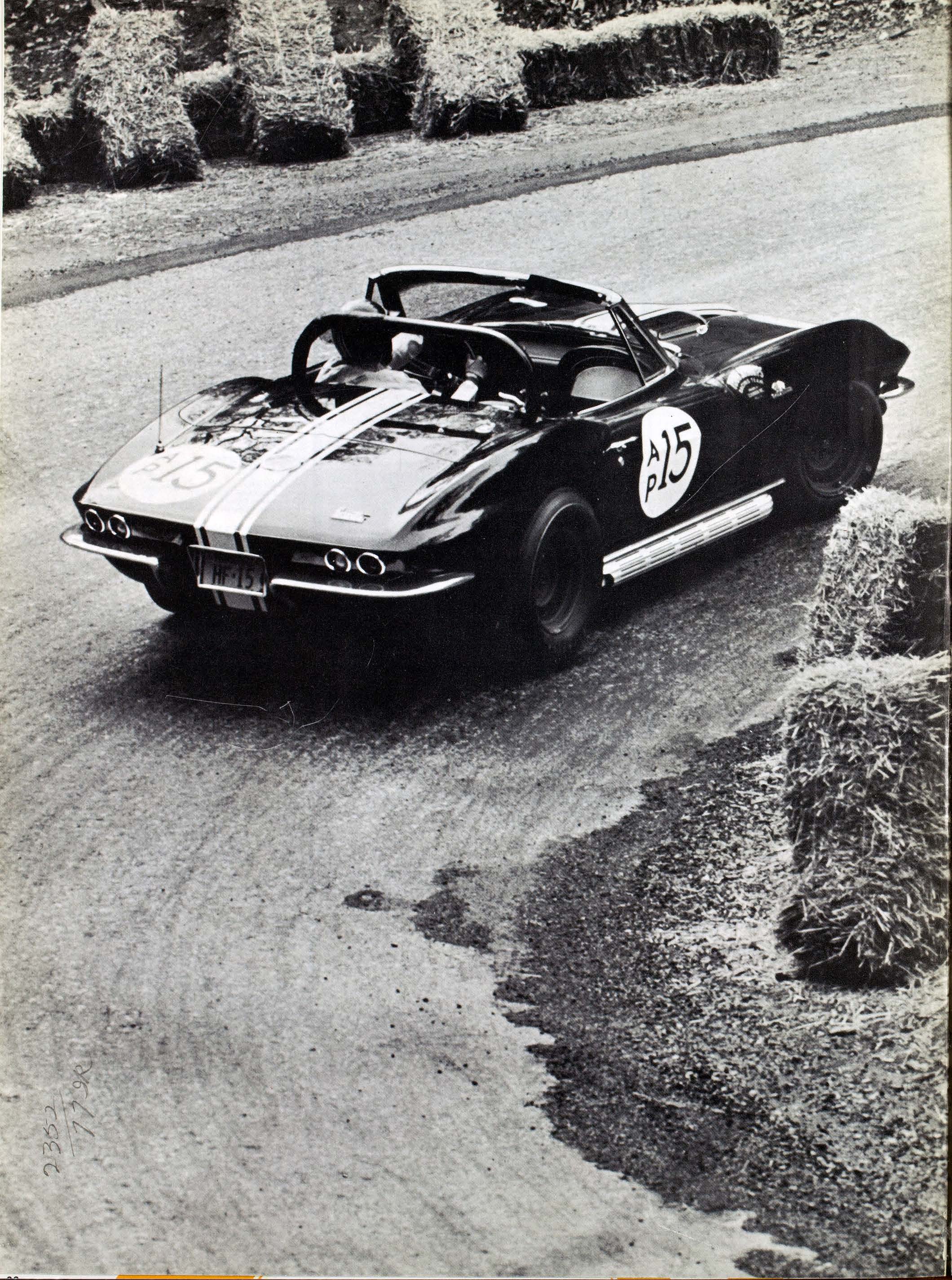 1966_Corvette_News-V9-6-32