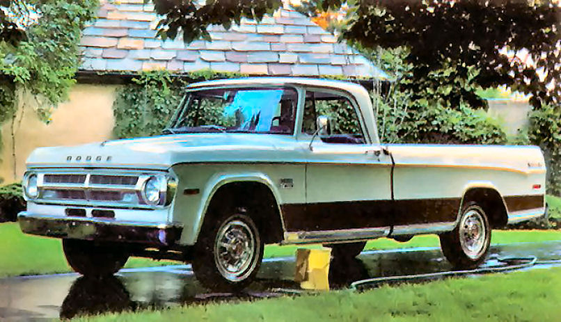 1971_Chrysler_Trucks-Vans