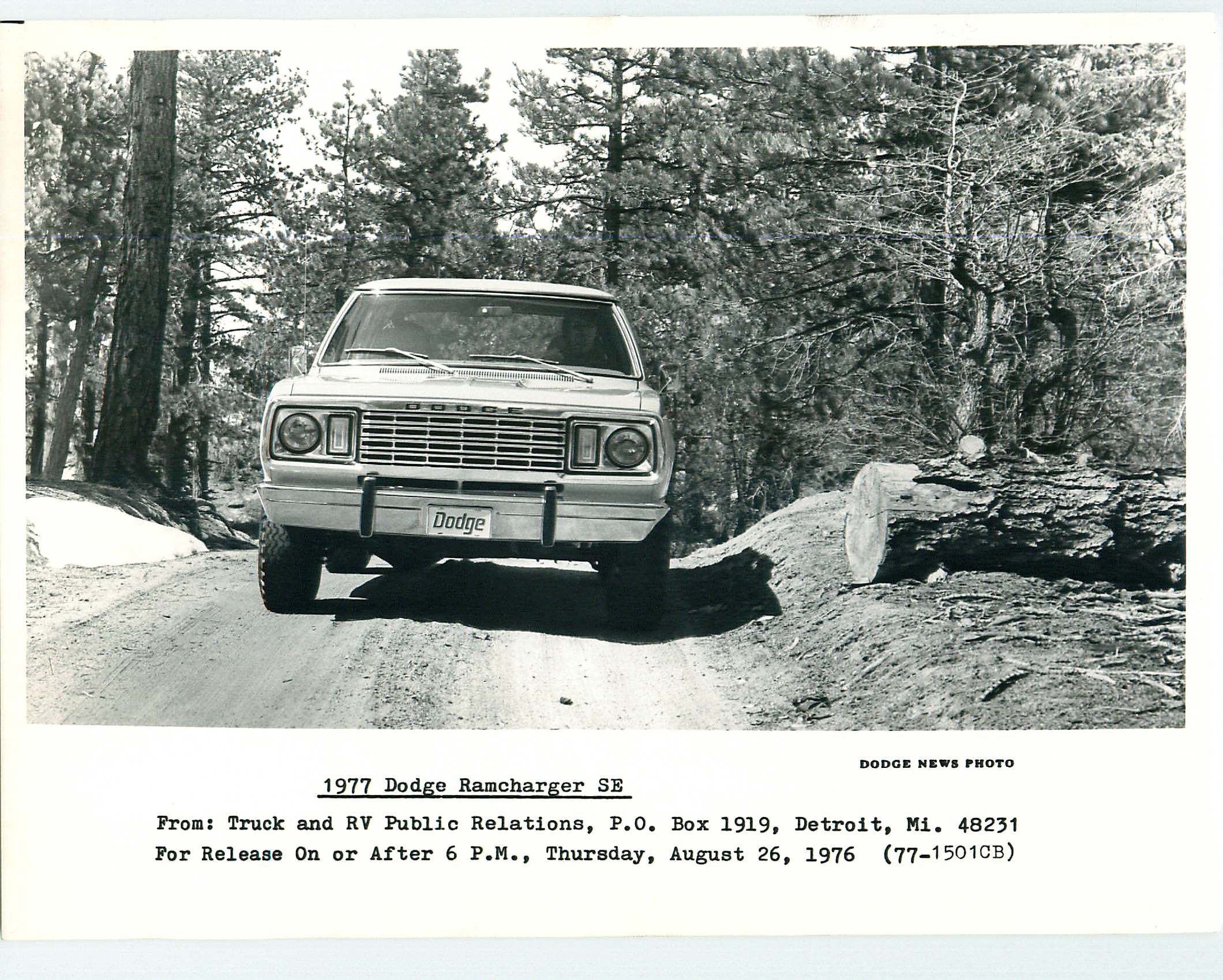 1977_Dodge_Ramcharger_PR_Photo-10