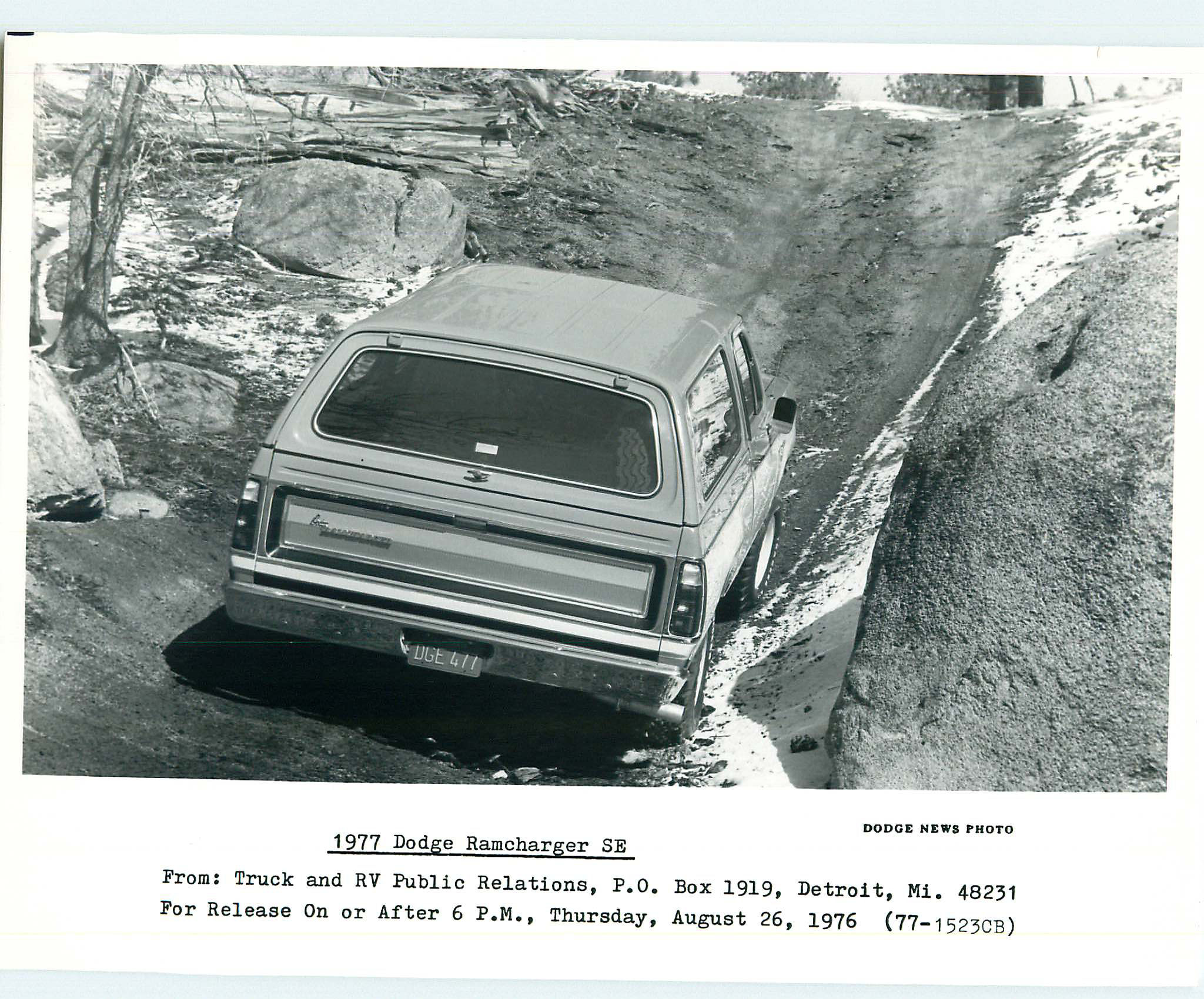 1977_Dodge_Ramcharger_PR_Photo-15