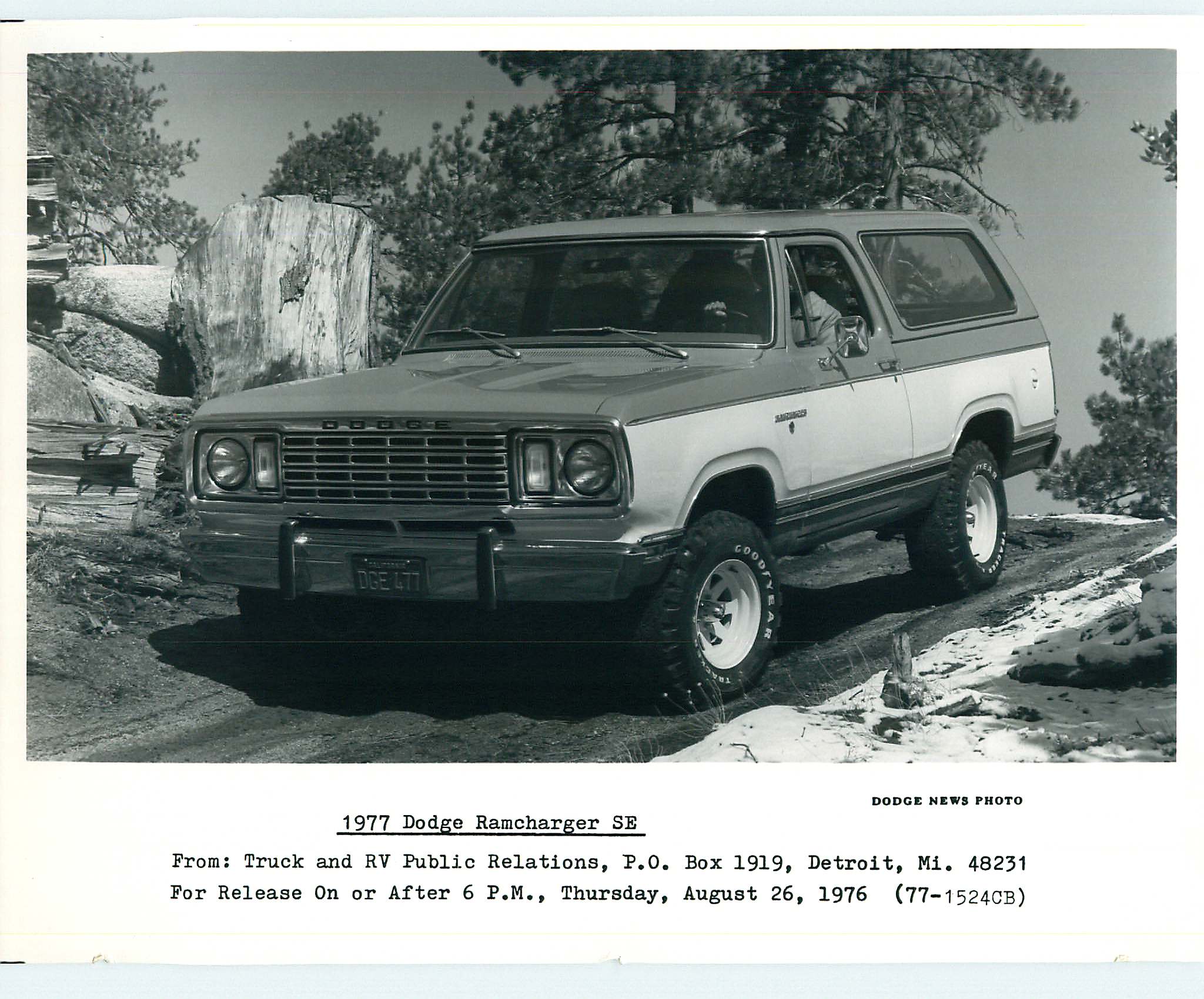 1977_Dodge_Ramcharger_PR_Photo-24