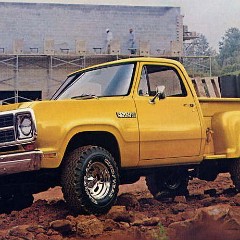 1980_Chrysler_Trucks-Vans