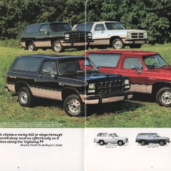 1992_Dodge_Ram_Wagons-06-07
