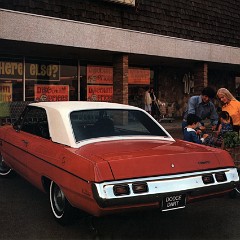 1972_Dodge_Dart-03