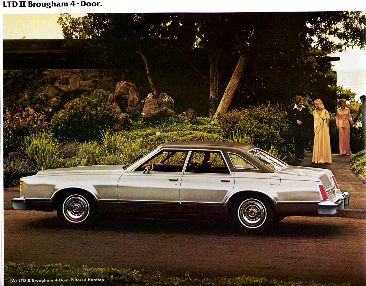 1977_Ford_LTD_II-06