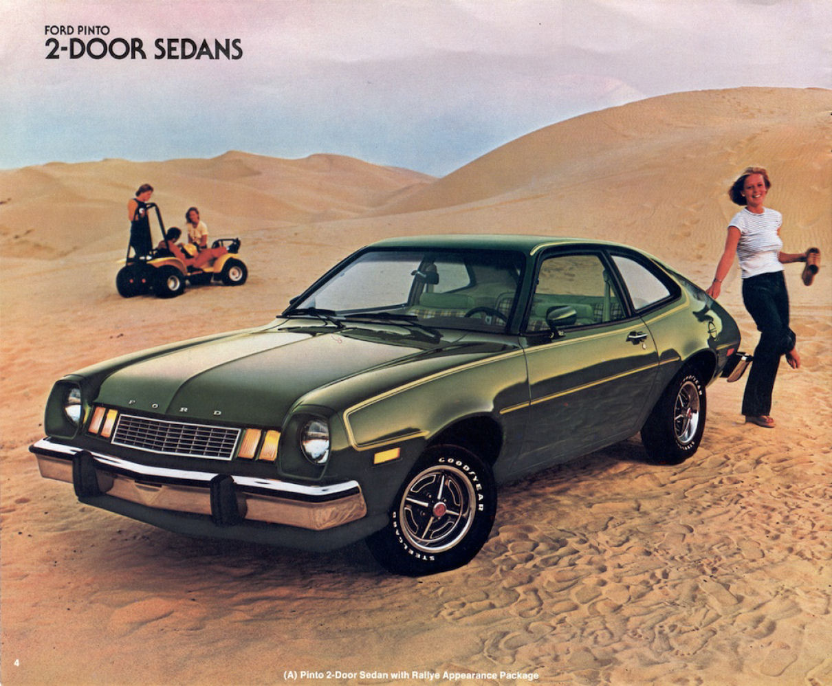 1978_Ford_Pinto-04