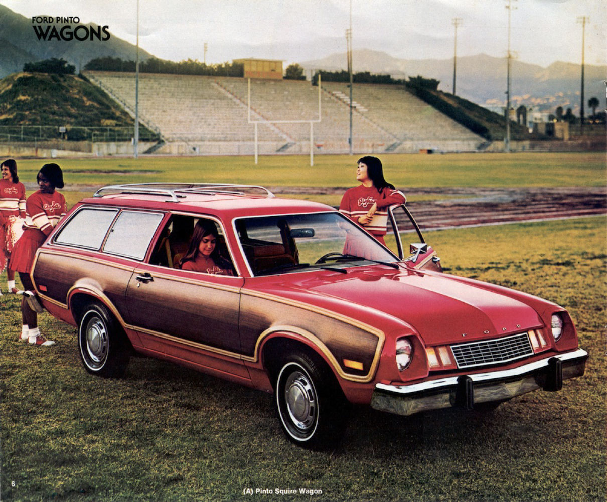 1978_Ford_Pinto-06
