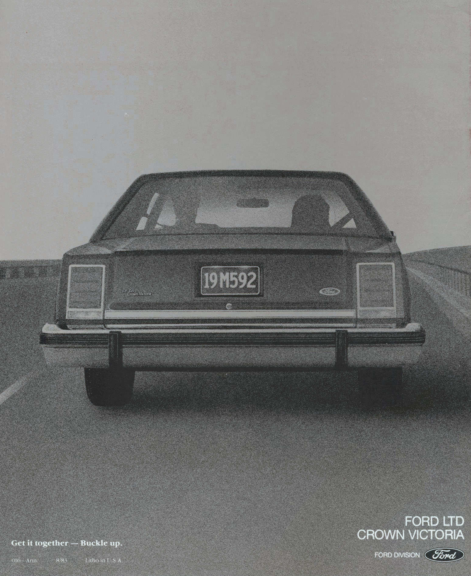 1984_Ford_LTD_Crown_Victoria-16