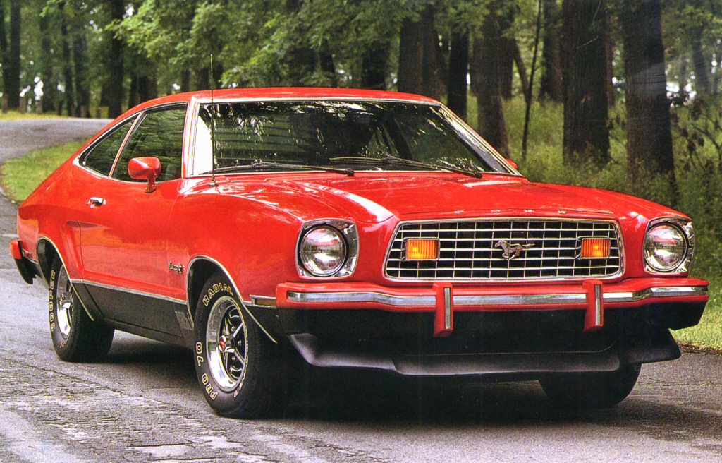 1975_Ford_Mustang