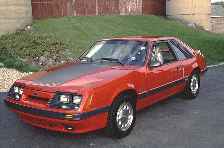 1985_Ford_Mustang