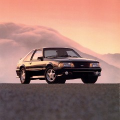 1993_Ford_Mustang-04