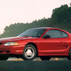 1994_Ford_Mustang-03-04
