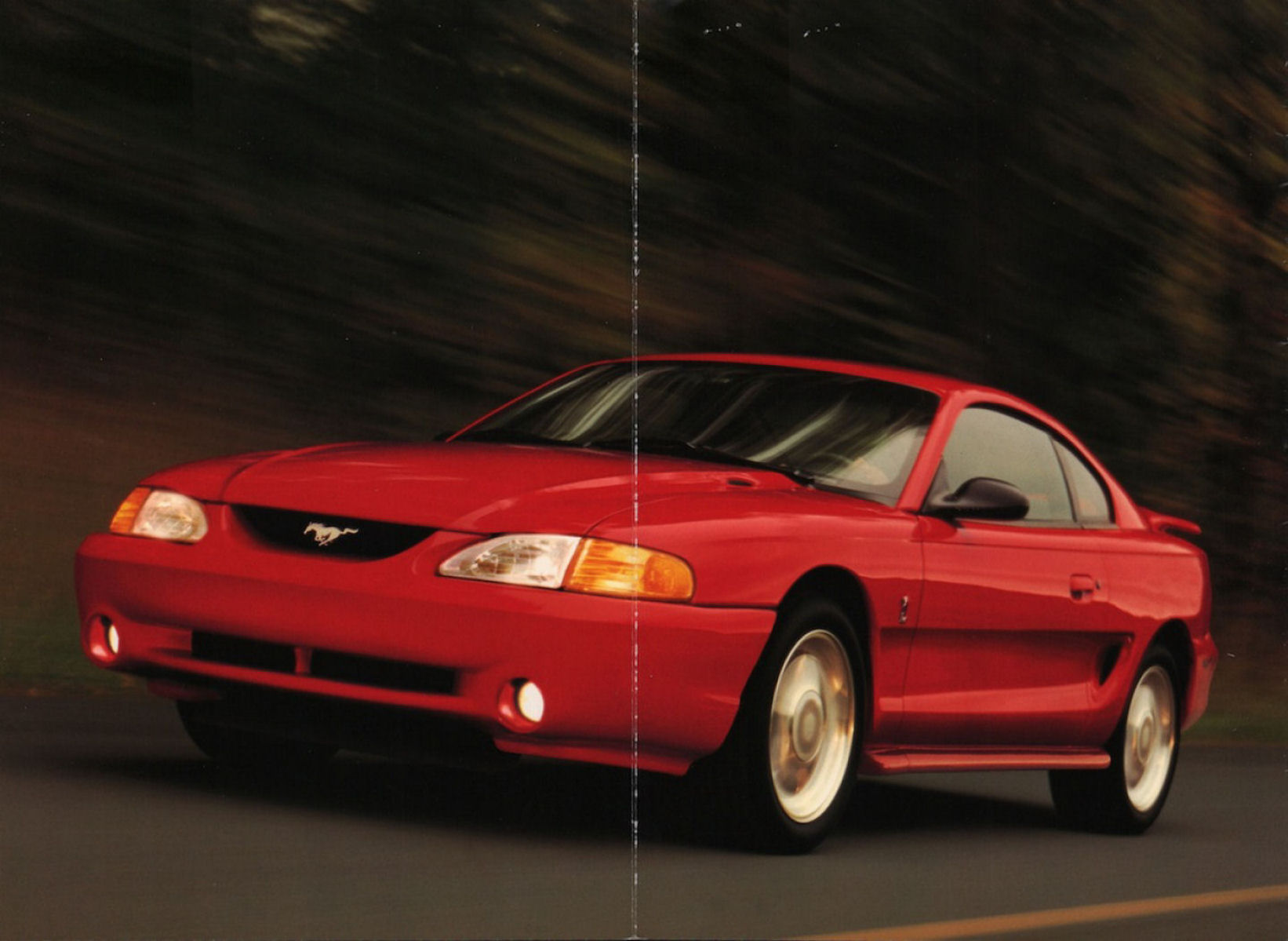 1994_Ford_Mustang_Cobra-04-05