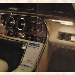 1967_Ford_Thunderbird_Prestige-07-08