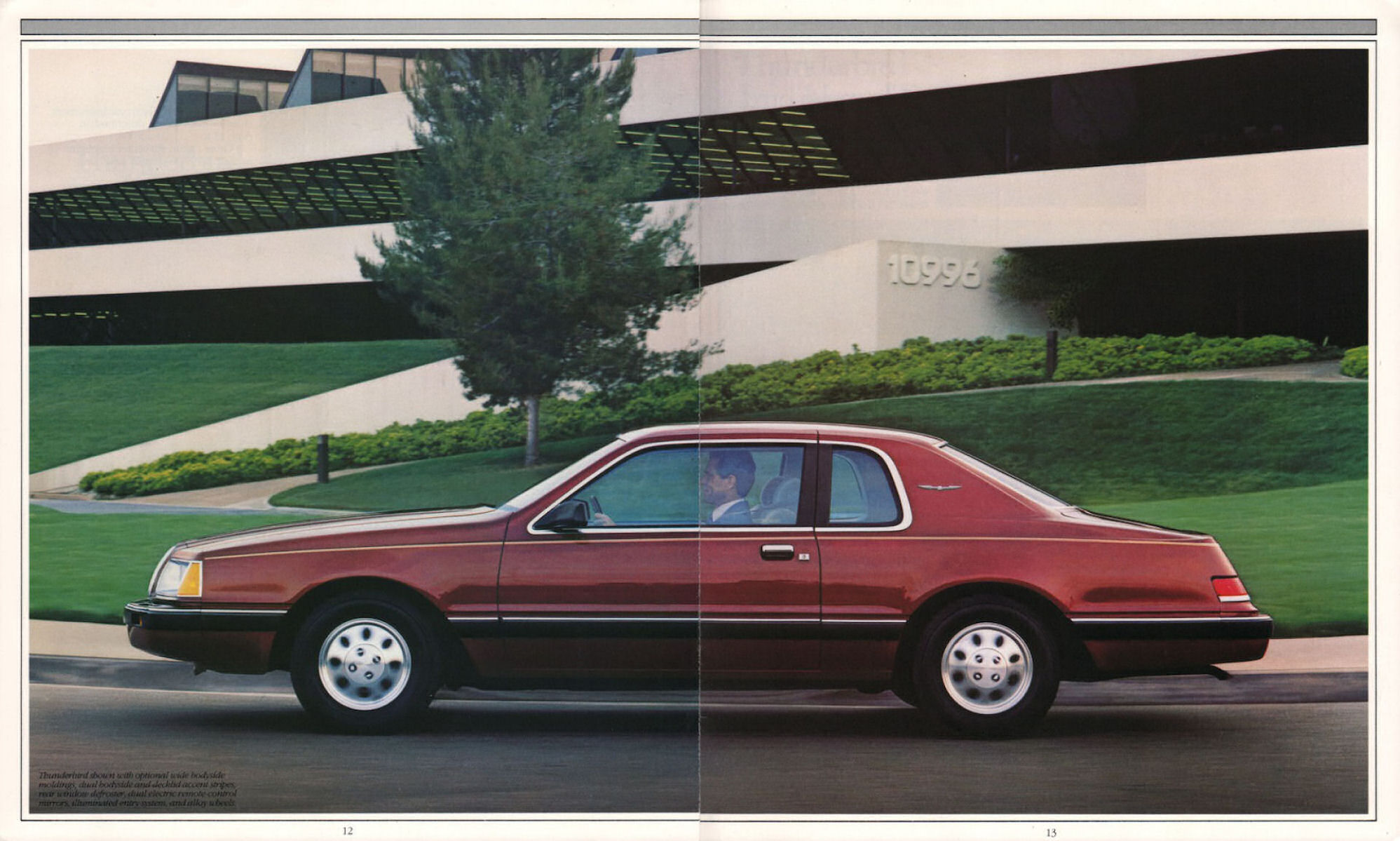 1985_Ford_Thunderbird-12-13