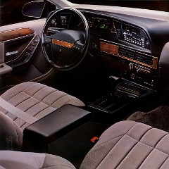 1989_Ford_Thunderbird-09