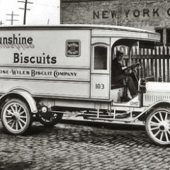 1914_Trucks__and__Vans