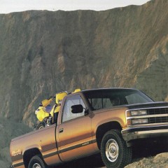 1990_Chevy_Trucks_V2-08