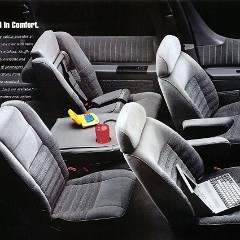 1995_Chevrolet_Lumina_Van-04-05