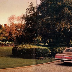 1986_Lincoln_Town_Car-02-03