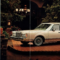 1986_Lincoln_Town_Car-10-11